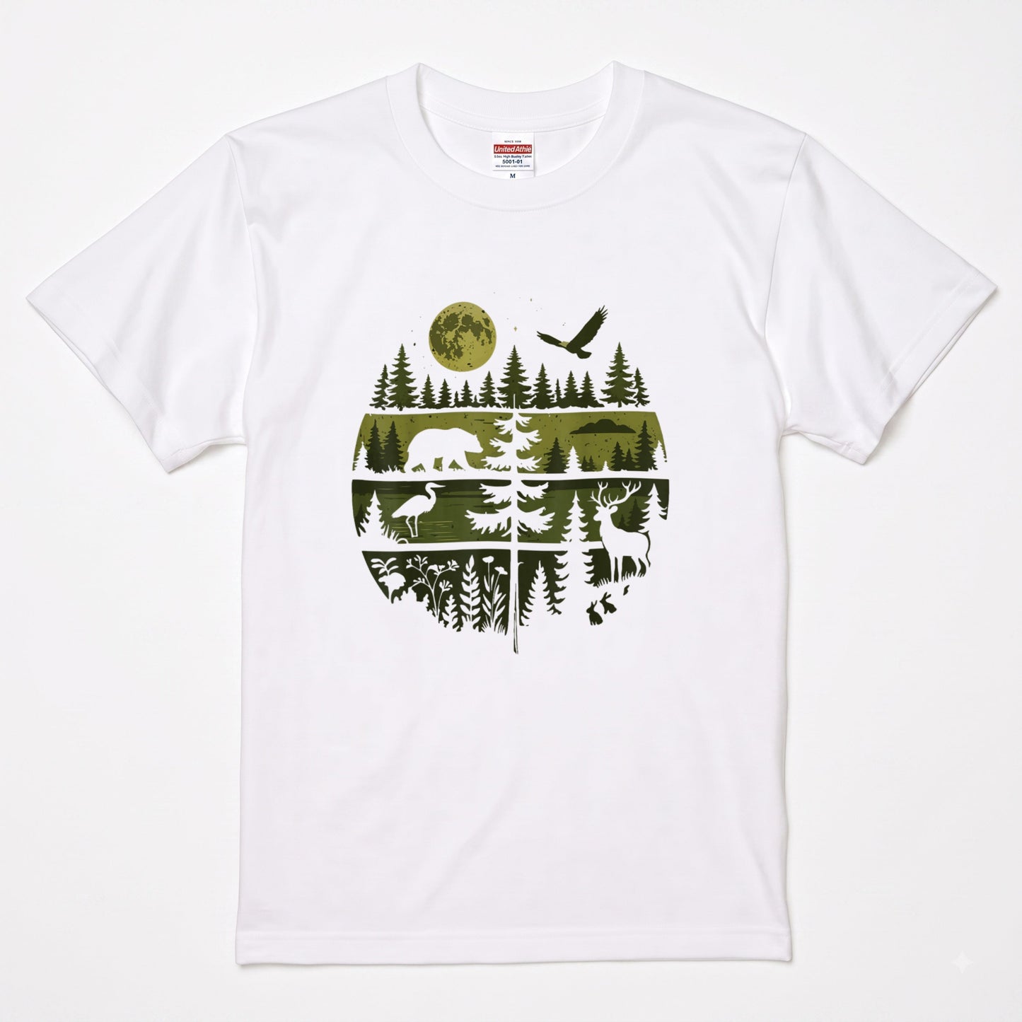 【Wildlife Forest Animals】月夜の森と野生動物 アート層グラフィック 白Tシャツ | CAMPMODE