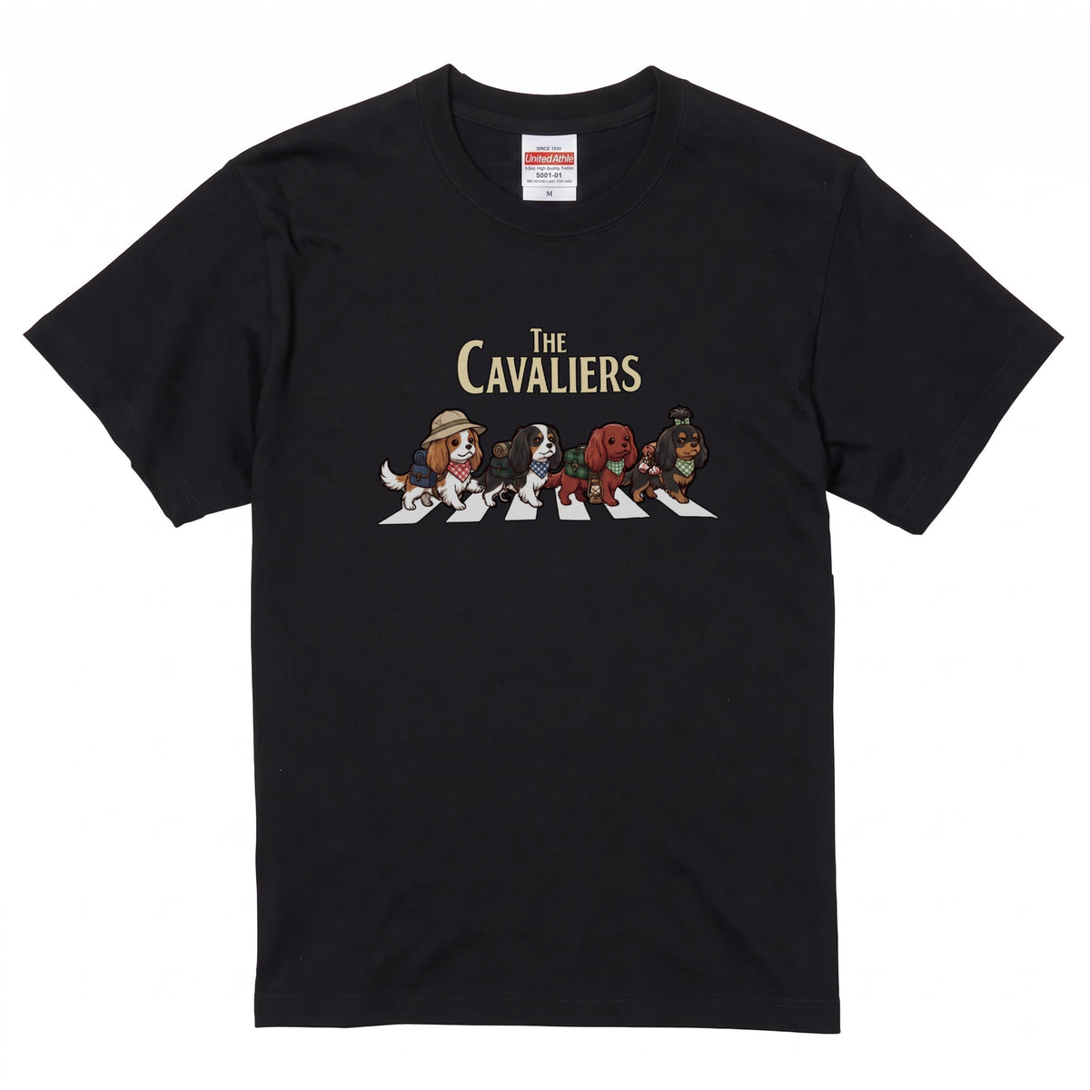 THE CAVALIERS 横断歩道 キャンプ ゆるかわ Tシャツ 【犬好き・愛犬家・アウトドア・ギフトに最適】
