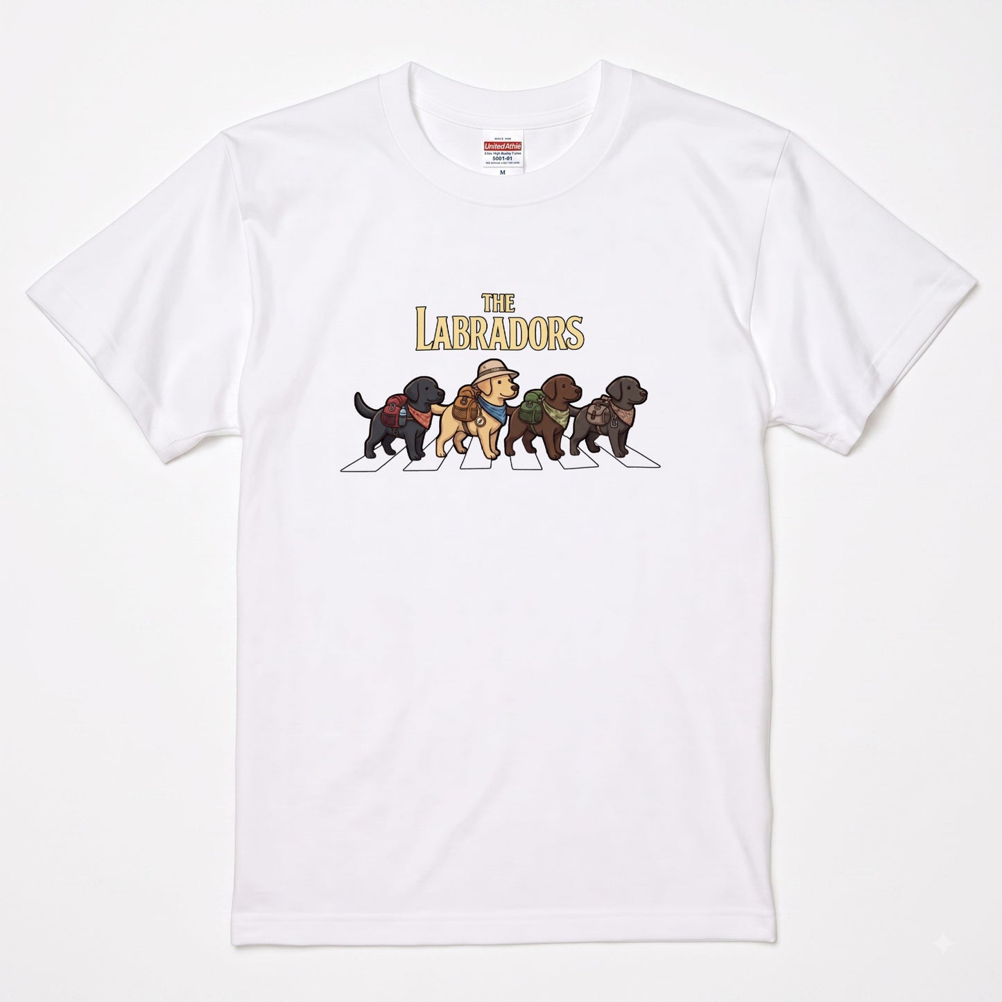 THE LABRADORS 横断歩道 キャンプ ゆるかわ Tシャツ 【犬好き・愛犬家・アウトドア・ギフトに最適】