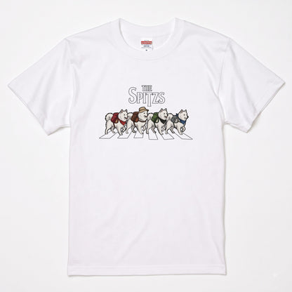 THE SPITZS | 横断歩道 ゆるかわ スピッツ キャンプ パロディTシャツ【犬好き・愛犬家・アウトドア・ギフトに最適】