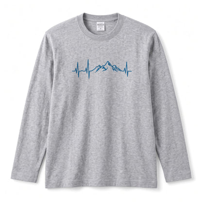 MOUNTAIN BEAT ロンT | ミニマル 山脈グラフィック 心拍数 長袖 カジュアル Tシャツ【アウトドアファッション・普段着・ルームウェア・ユニセックス・ギフトに最適