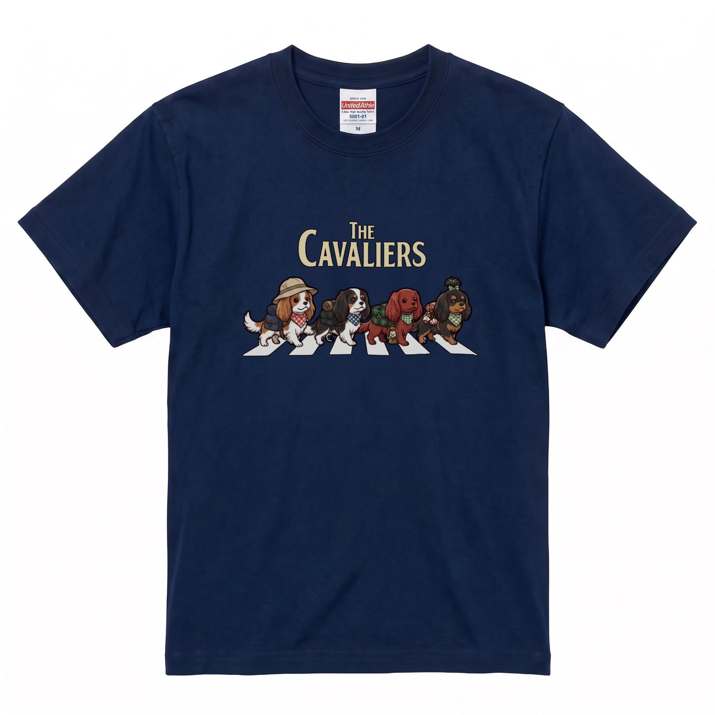 THE CAVALIERS 横断歩道 キャンプ ゆるかわ Tシャツ 【犬好き・愛犬家・アウトドア・ギフトに最適】