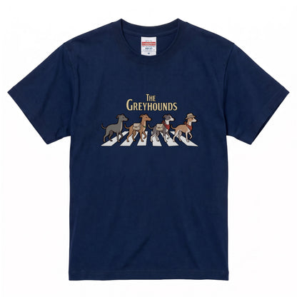 THE GREYHOUNDS 横断歩道 キャンプ ゆるかわ Tシャツ 【犬好き・愛犬家・アウトドア・ギフトに最適】