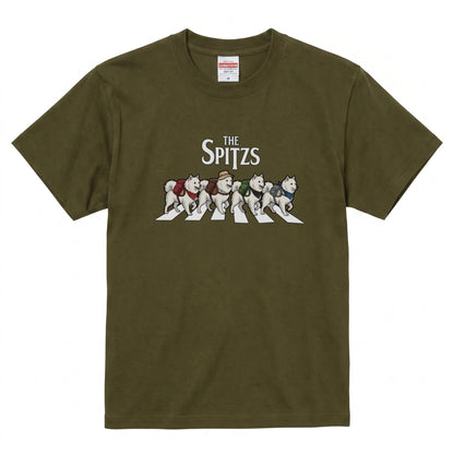 THE SPITZS | 横断歩道 ゆるかわ スピッツ キャンプ パロディTシャツ【犬好き・愛犬家・アウトドア・ギフトに最適】