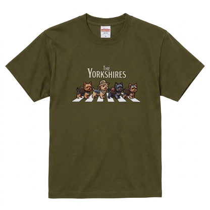 THE YORKSHIRES 横断歩道 キャンプ ゆるかわ Tシャツ 【犬好き・愛犬家・アウトドア・ギフトに最適】