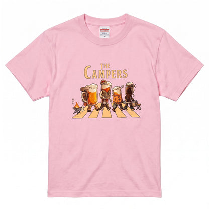 THE BEER CAMPERS | ビールたちのキャンプ 横断歩道 面白Tシャツ【ビール好き・キャンプ好き・ギフトに最適】