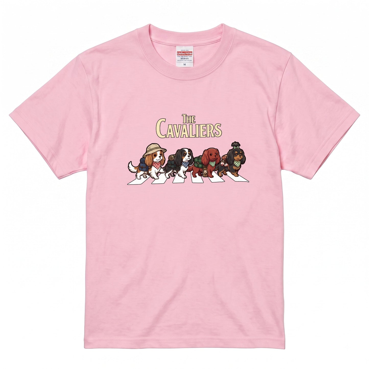 THE CAVALIERS 横断歩道 キャンプ ゆるかわ Tシャツ 【犬好き・愛犬家・アウトドア・ギフトに最適】