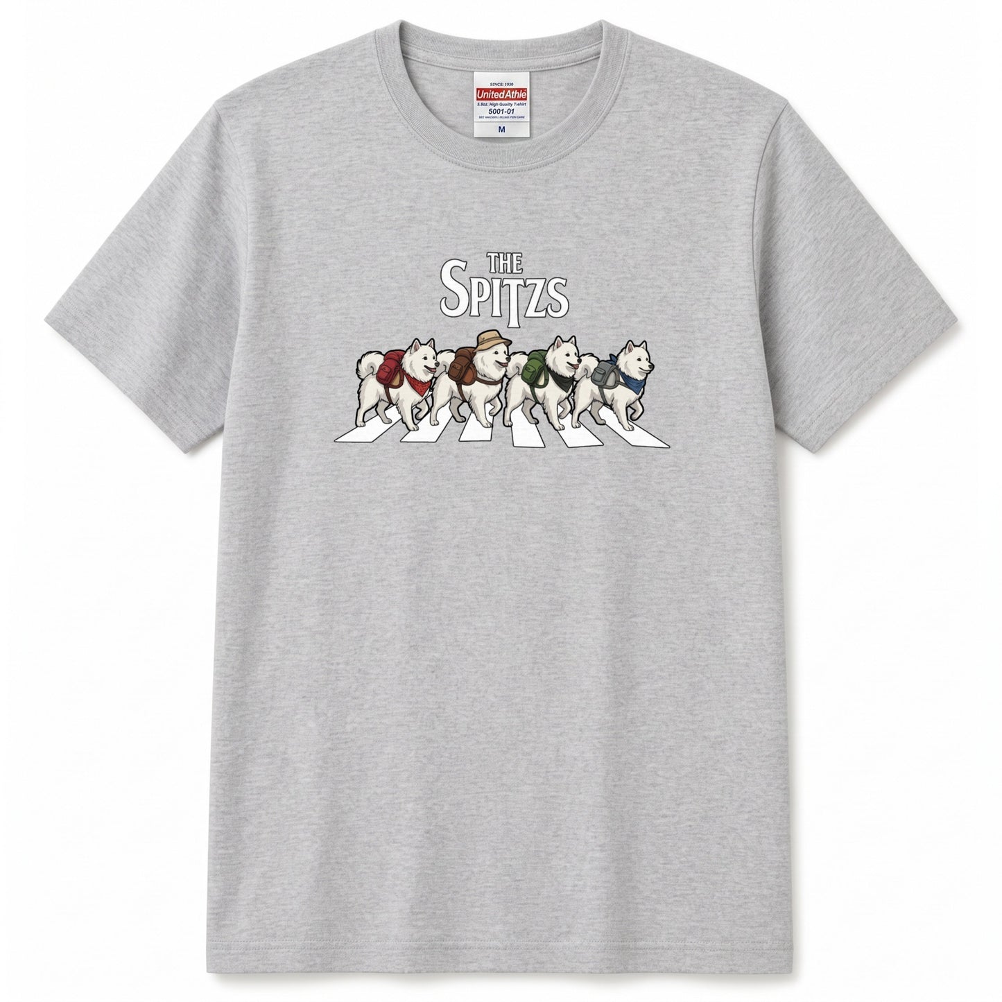 THE SPITZS | 横断歩道 ゆるかわ スピッツ キャンプ パロディTシャツ【犬好き・愛犬家・アウトドア・ギフトに最適】