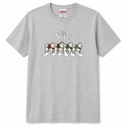THE SPITZS | 横断歩道 ゆるかわ スピッツ キャンプ パロディTシャツ【犬好き・愛犬家・アウトドア・ギフトに最適】