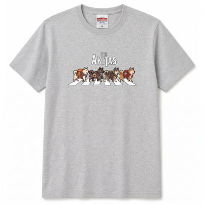 THE AKITAS | 横断歩道 ゆるかわ 秋田犬 キャンプ パロディTシャツ【犬好き・愛犬家・アウトドア・ギフトに最適】