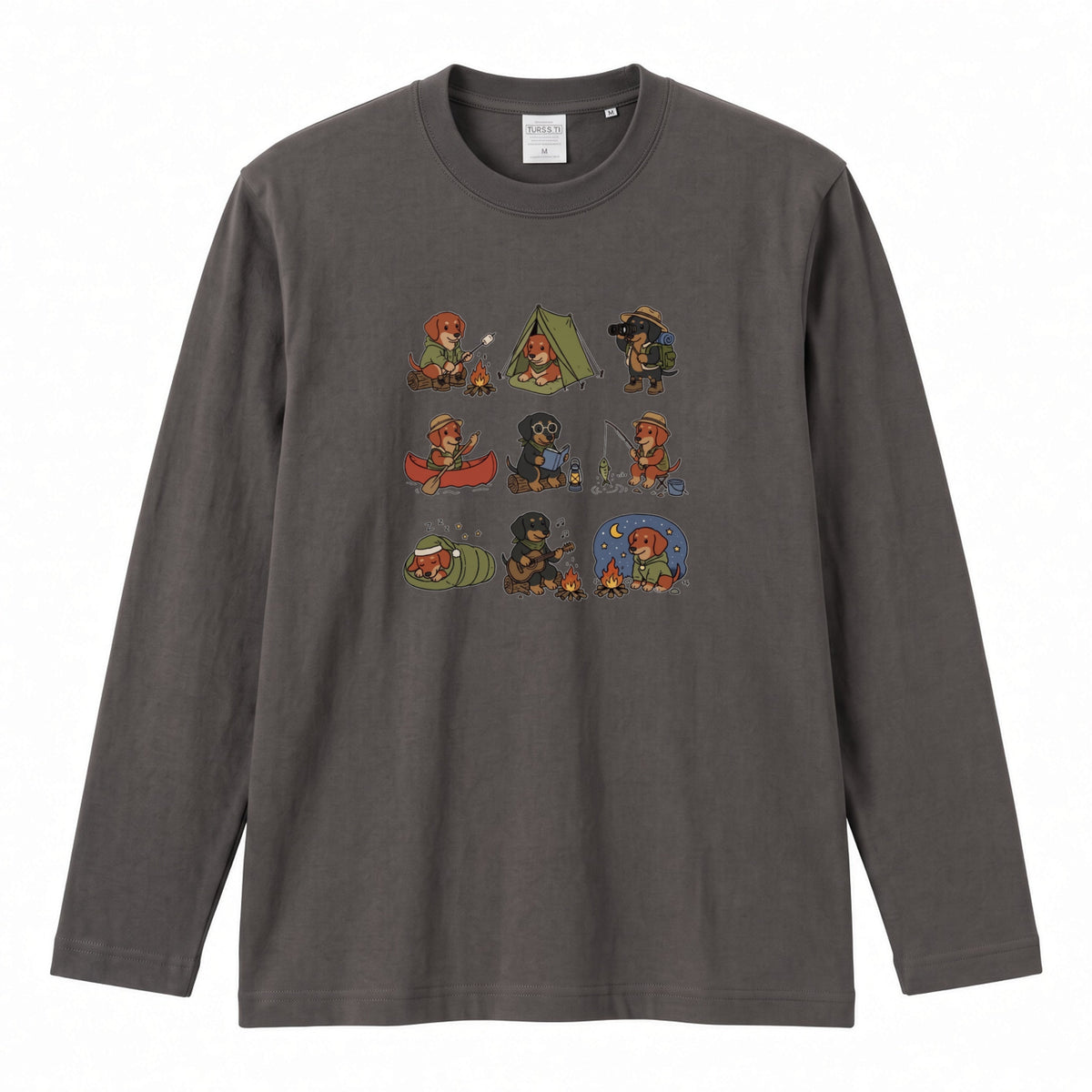 DACHSHUND CAMP | 手描き風 ミニチュアダックス キャンプギア かわいい グラフィック 長袖Tシャツ【犬雑貨・秋キャンプ・ルームウェア・ギフトに最適】