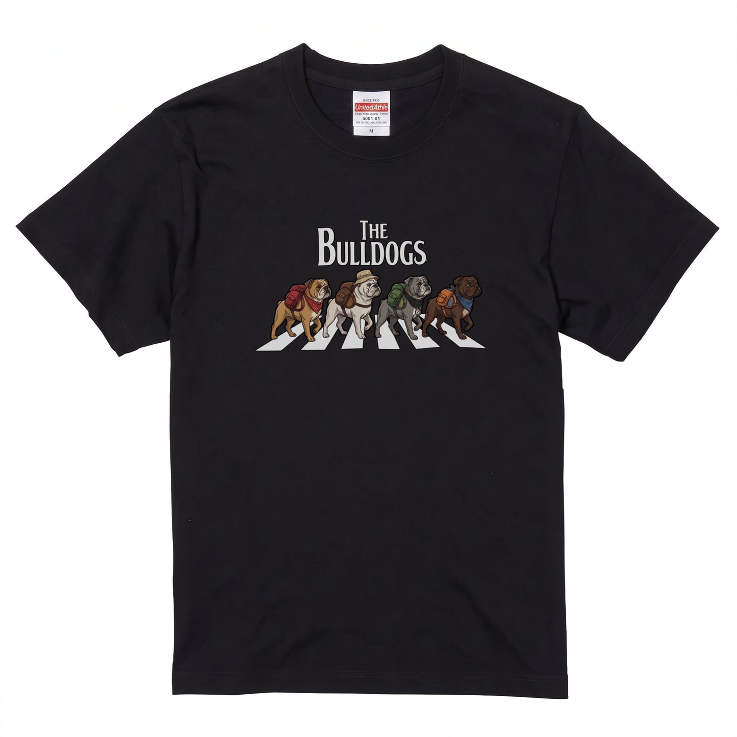 THE BULLDOGS | 横断歩道 ゆるかわ ブルドッグ キャンプ パロディTシャツ【犬好き・愛犬家・アウトドア・ギフトに最適】