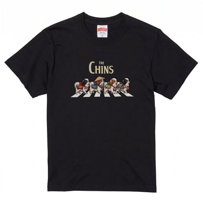 THE CHINS 横断歩道 キャンプ ゆるかわ Tシャツ 【犬好き・愛犬家・アウトドア・ギフトに最適】