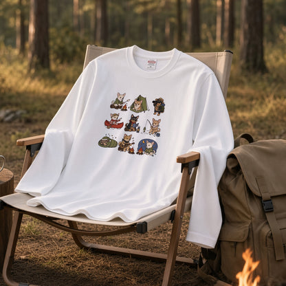 CHIHUAHUA CAMP | 手描き風 チワワ キャンプギア かわいい グラフィック 長袖Tシャツ【犬雑貨・秋キャンプ・ルームウェア・ギフトに最適】