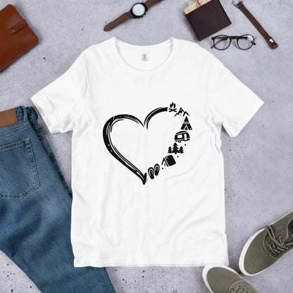 キャンプ ハート グラフィック Tシャツ - CAMPMODE | アウトドア ファッション