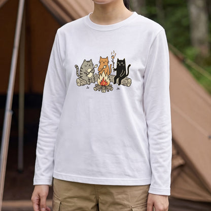 猫たちの焚き火マシュマロ 長袖Tシャツ