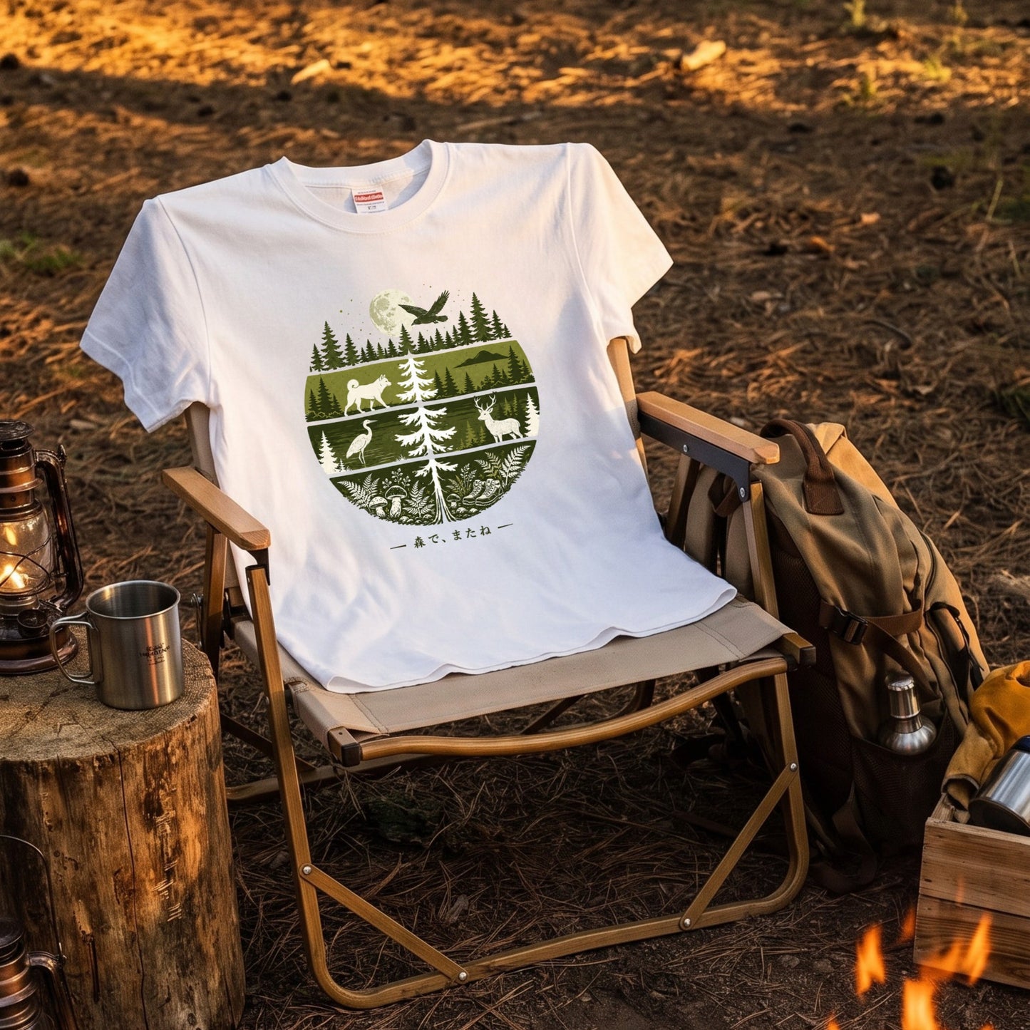 【森で、またね】自然・動物の生態系デザイン白Tシャツ | CAMPMODE