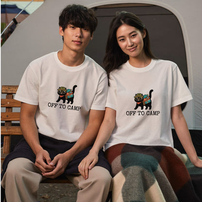 リュック猫「OFF TO CAMP」Tシャツ | かわいい 猫好き キャンプ ウェア
