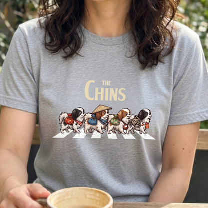 THE CHINS 横断歩道 キャンプ ゆるかわ Tシャツ 【犬好き・愛犬家・アウトドア・ギフトに最適】