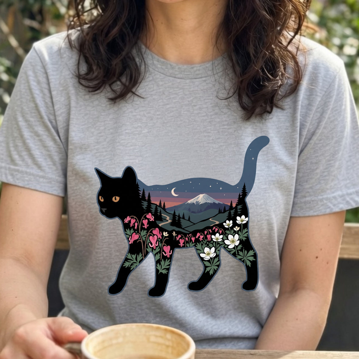 富士山と花咲く夜空 黒猫Tシャツ