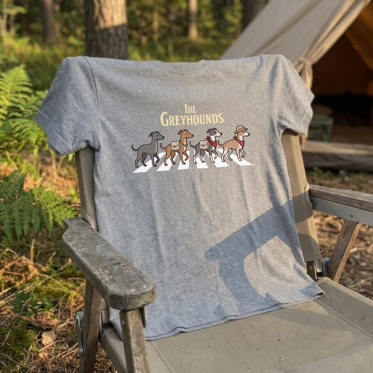 THE GREYHOUNDS 横断歩道 キャンプ ゆるかわ Tシャツ 【犬好き・愛犬家・アウトドア・ギフトに最適】