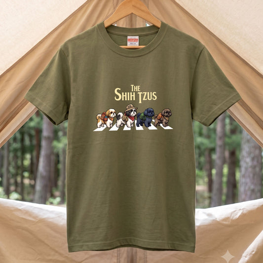 THE SHIH TZUS 横断歩道 キャンプ ゆるかわ パロディTシャツ 【犬好き・愛犬家・アウトドア・ギフトに最適】