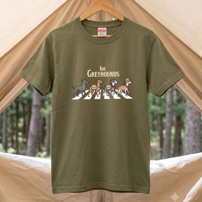 THE GREYHOUNDS 横断歩道 キャンプ ゆるかわ Tシャツ 【犬好き・愛犬家・アウトドア・ギフトに最適】